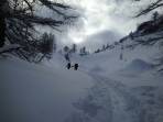 Tiefe Spuren im Schnee auf ca. 1500m
