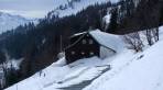 Die Steyrer Hütte - Schnee bis zum Dachfirst