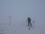 Ersten Gipfel im Nebel gefunden; die letzten Meter des Anstiegs zum Kordeschkopf