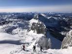 Abstieg vom Gipfel - im Vordergrund Schaufelwand und Brandstein