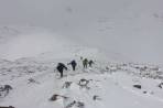 Schlechtwetterprogramm Breite Krone, die letzten Meter zum Gipfel, der Schnefall stört nicht, denn ...
